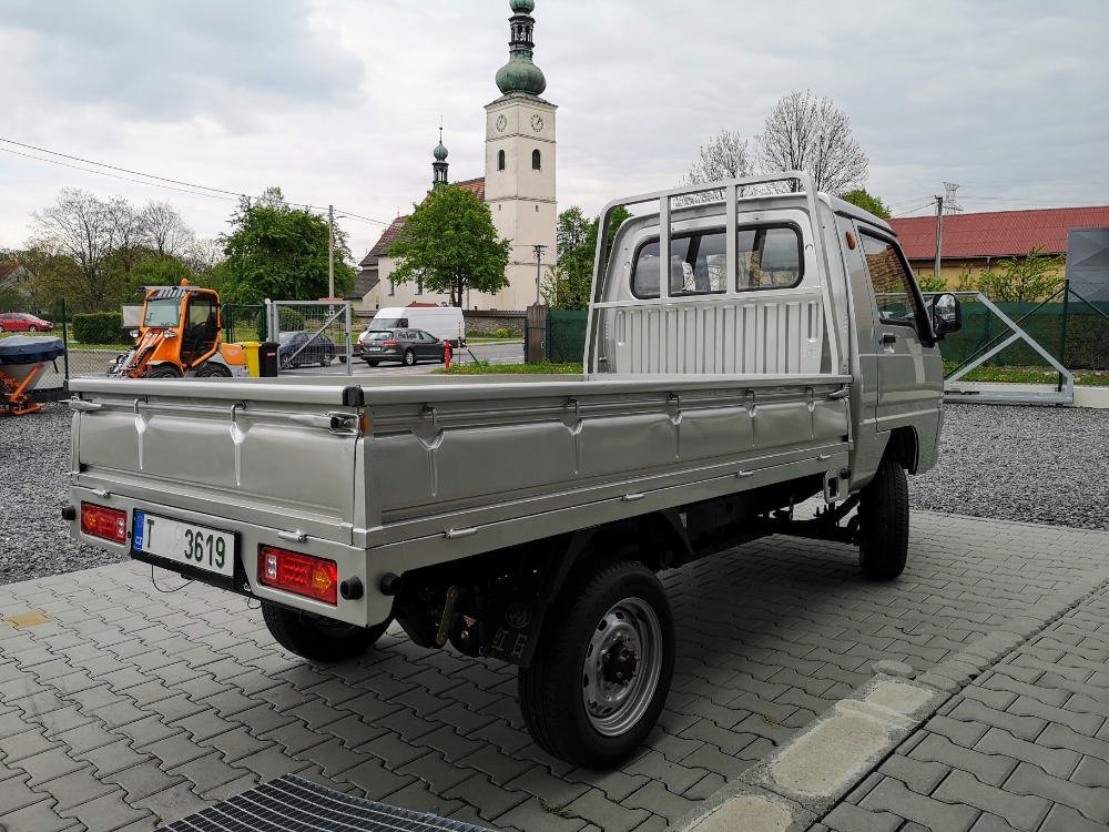 Nákladní elektromobil BOCHENG